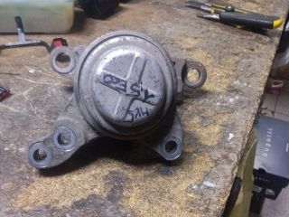 bontott FORD MONDEO V Motor Tartó Bak Jobb